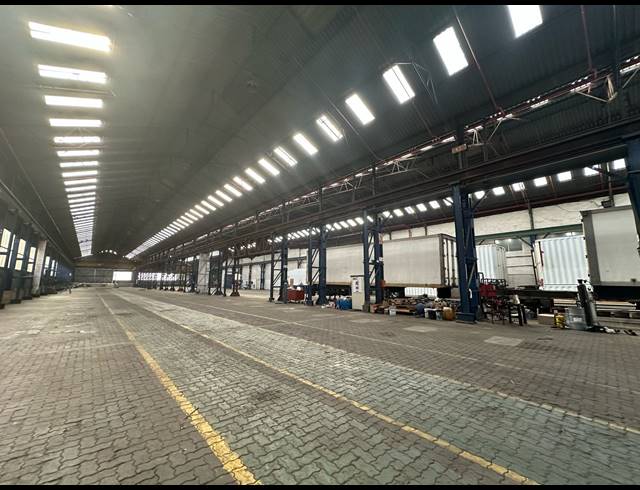 14,150M² WAREHOUSE TO LET IN TUNNEY